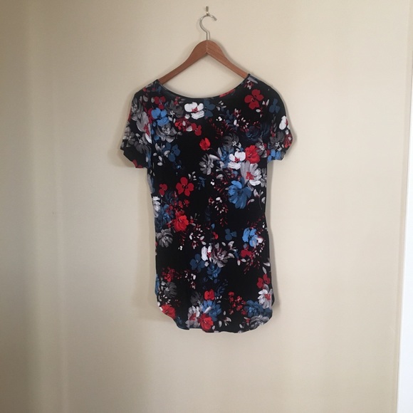 Dynamite t-shirt floral small - Picture 2 of 4